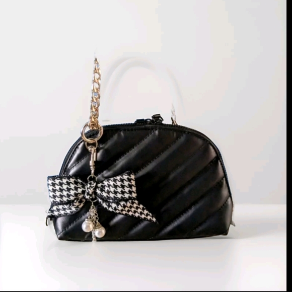 Yves saint Laurent pouch - Picture 3 of 15